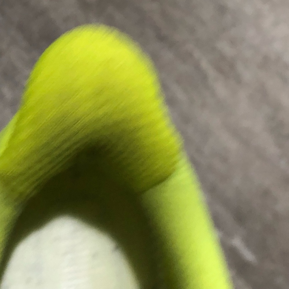 Hoka One One Clifton 10 Running Shoes Womens Size 9 Neon Yellow Sneakers Neutral - Picture 6 of 16